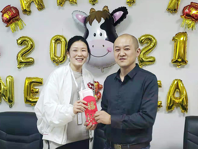 榮創(chuàng)服務(wù)團(tuán)隊(duì)展示(五) 榮創(chuàng)服務(wù)團(tuán)隊(duì)展示(五)